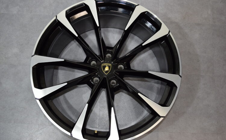 23” Lamborghini Urus Front Wheel Factory OEM 23 inch Authentic Rim 4ML601025BA