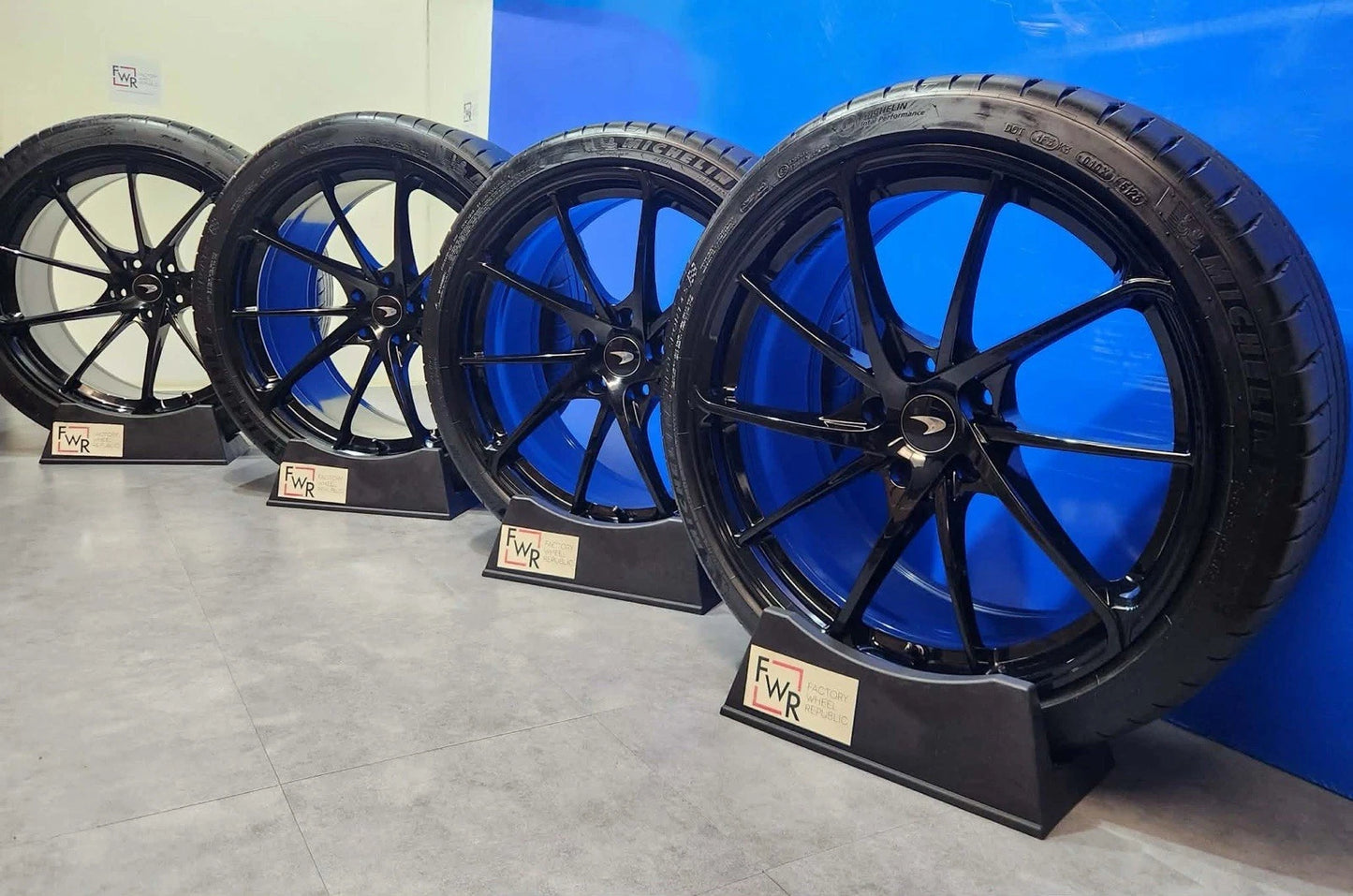 19" 20" MCLAREN 750S GLOSS BLACK FACTORY OEM GENUINE wheels rims Tires 750 720S