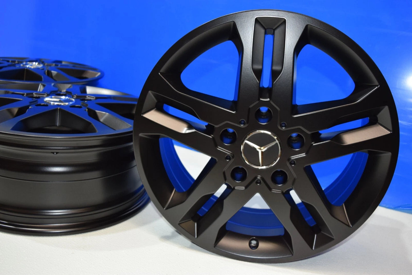 18” Mercedes G550 G500 G Wagen G Wagon Factory OEM Wheels rims Satin Black Rims